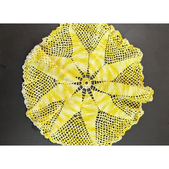 Crocheted Yellow Starburst Lace Doily Set Of 3 Handmade ~12" Diameter estate - Picture 2 of 7
